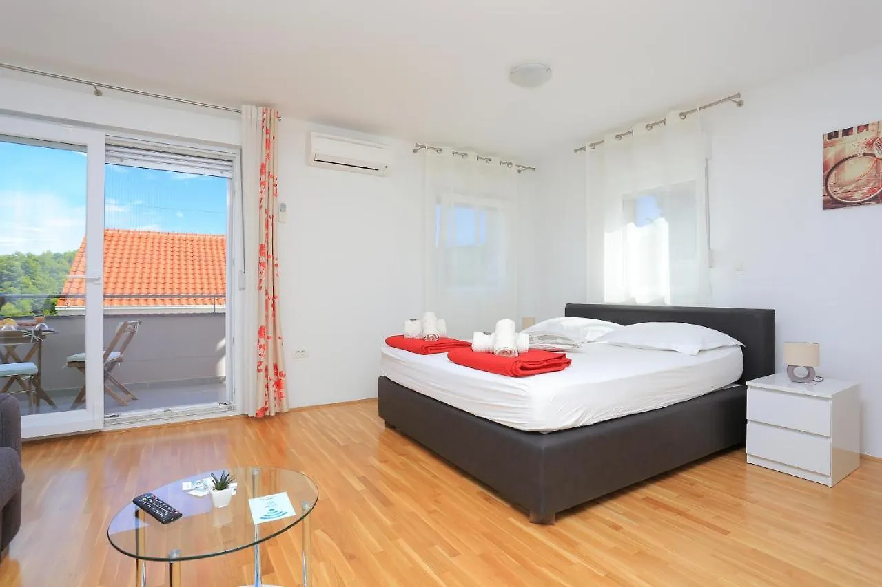 Holiday House Villa Adriana Trogir Croatia