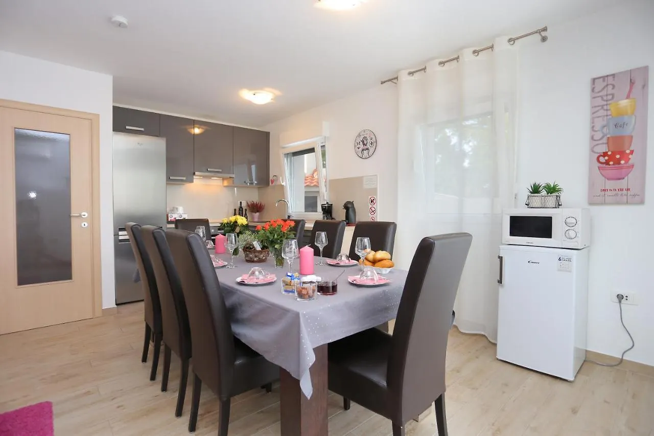 Holiday House Villa Adriana Trogir
