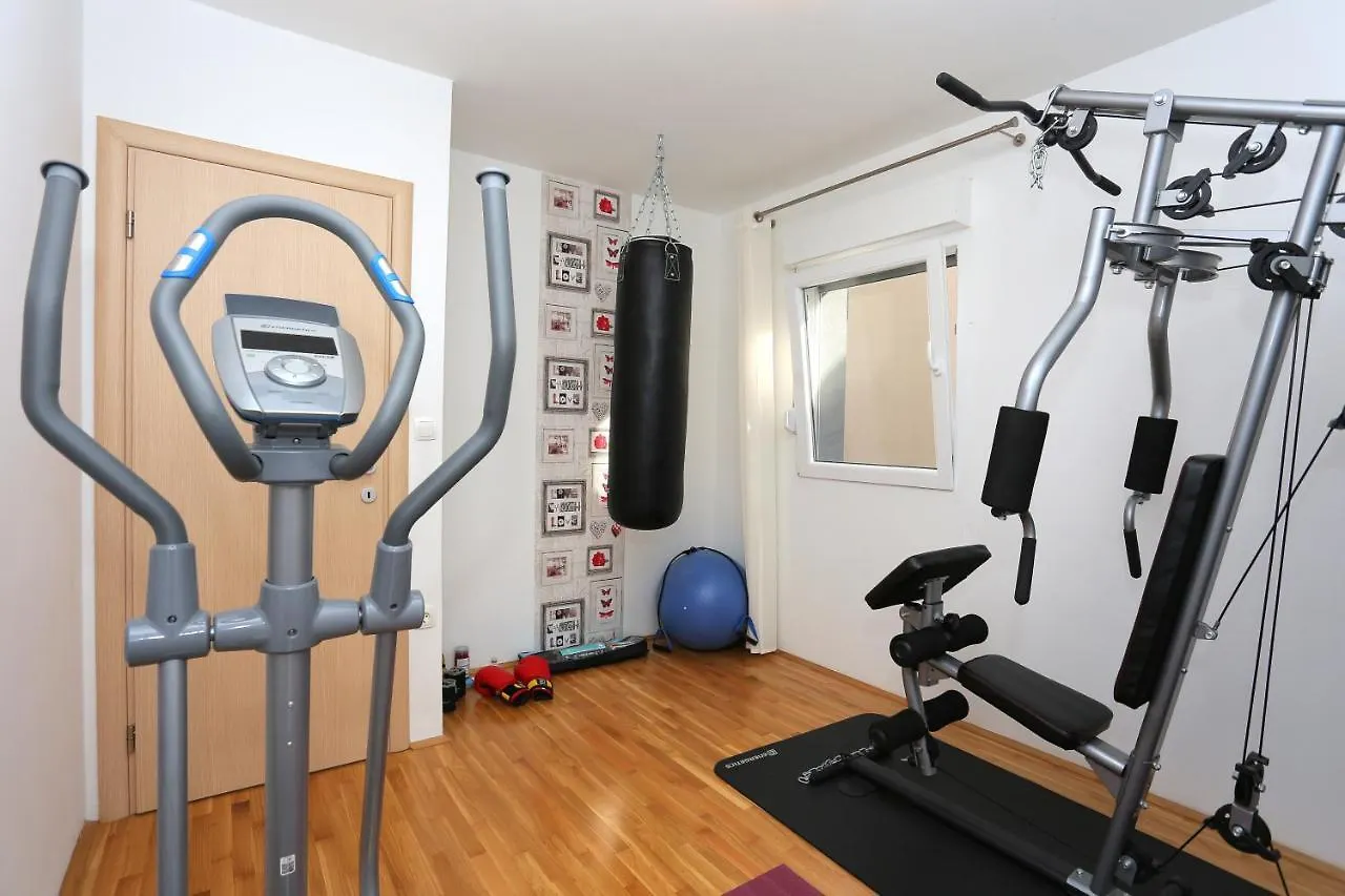 טרוגיר Holiday House Villa Adriana 0*,  קרואטיה