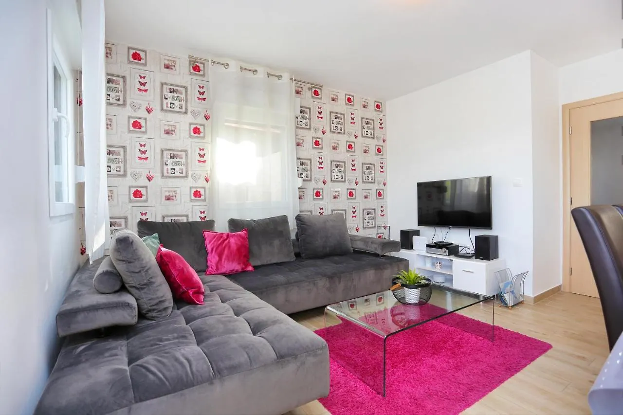 טרוגיר Holiday House Villa Adriana